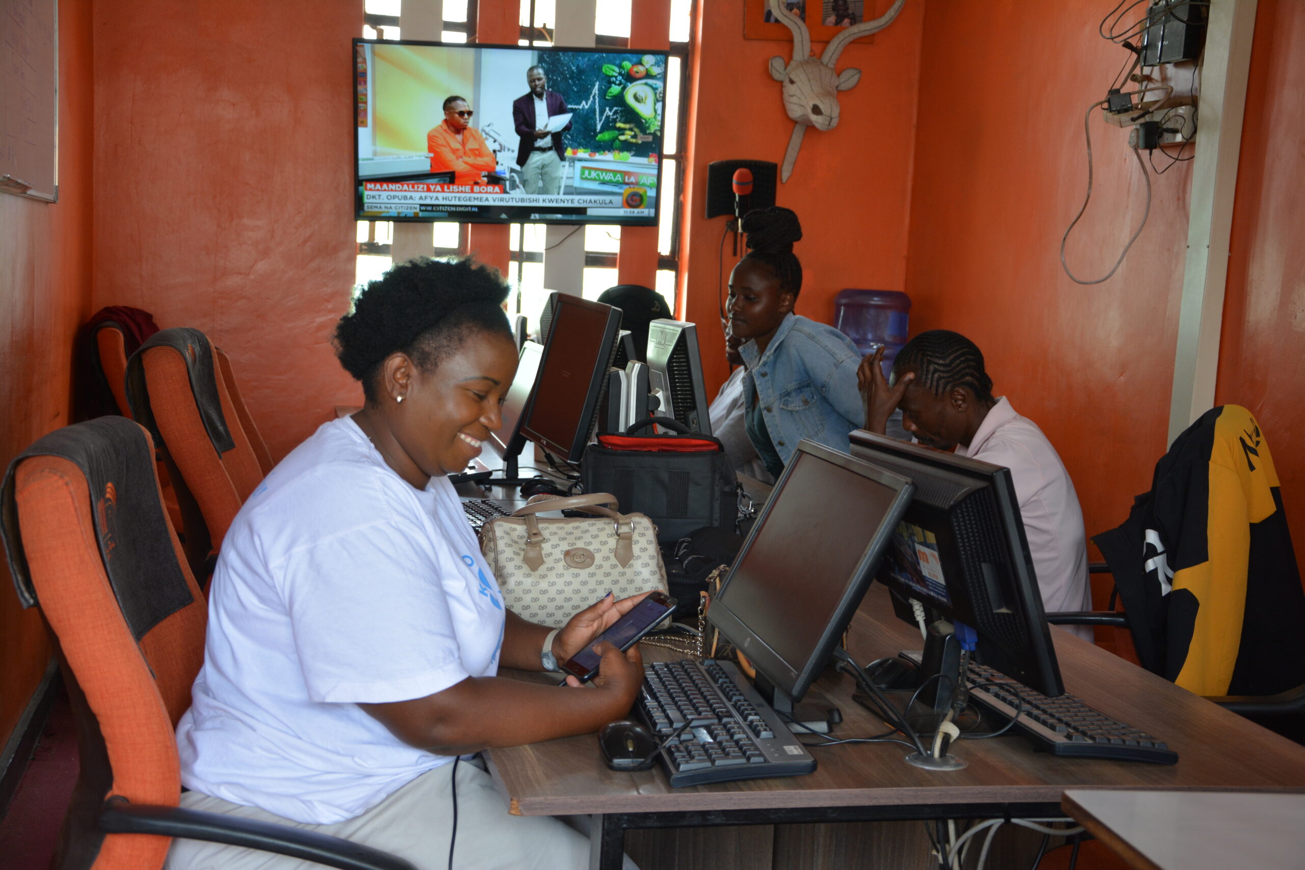 Behind the Scenes: Newsroom of Mtaani Radio